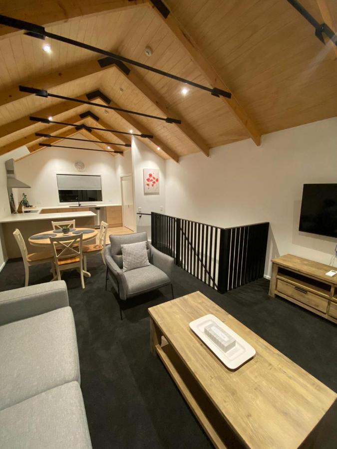 Queenstown Central - Walk To Town - Free Parking - Wifi And Smart Tv - Gym Екстериор снимка