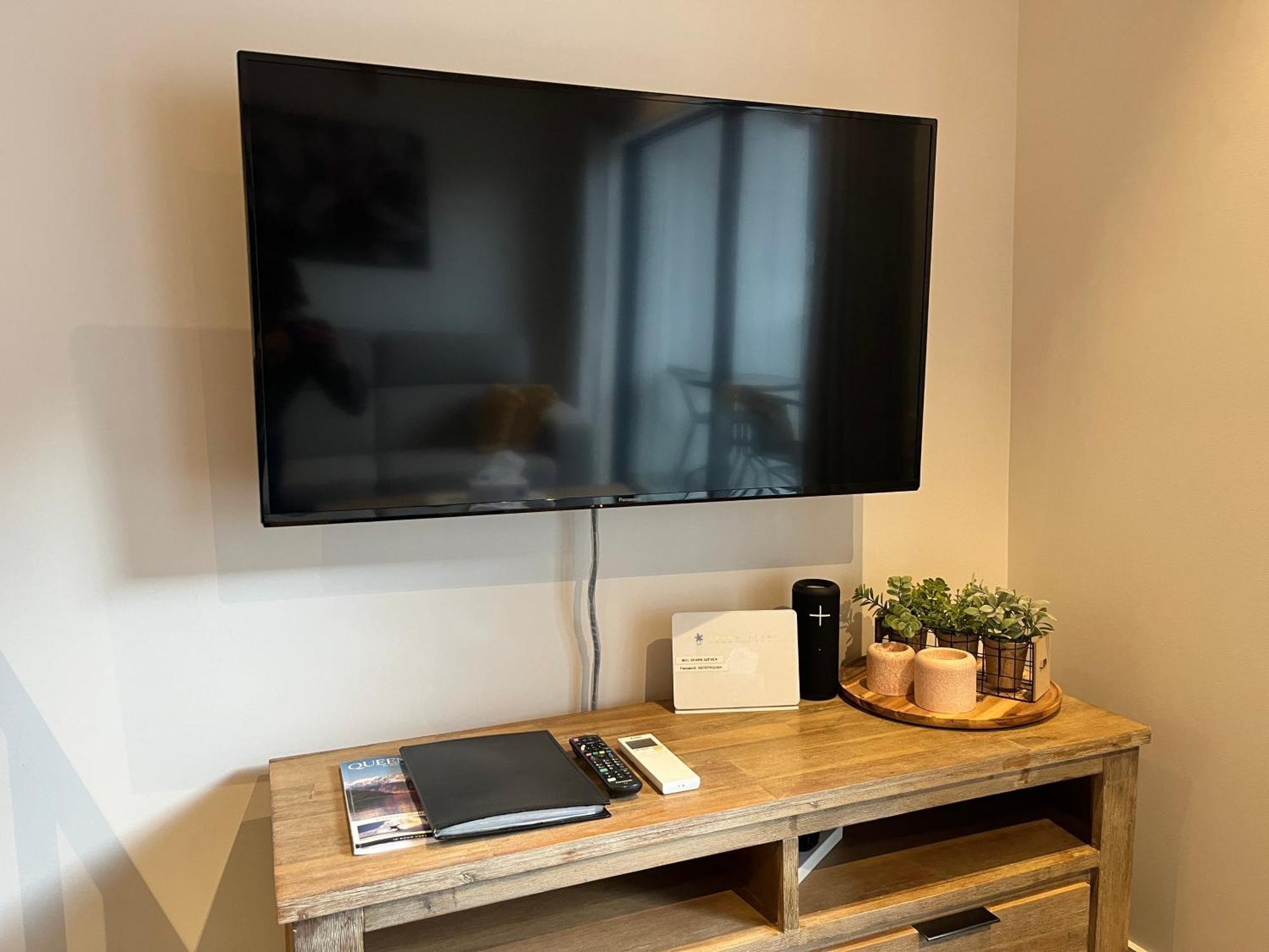 Queenstown Central - Walk To Town - Free Parking - Wifi And Smart Tv - Gym Екстериор снимка