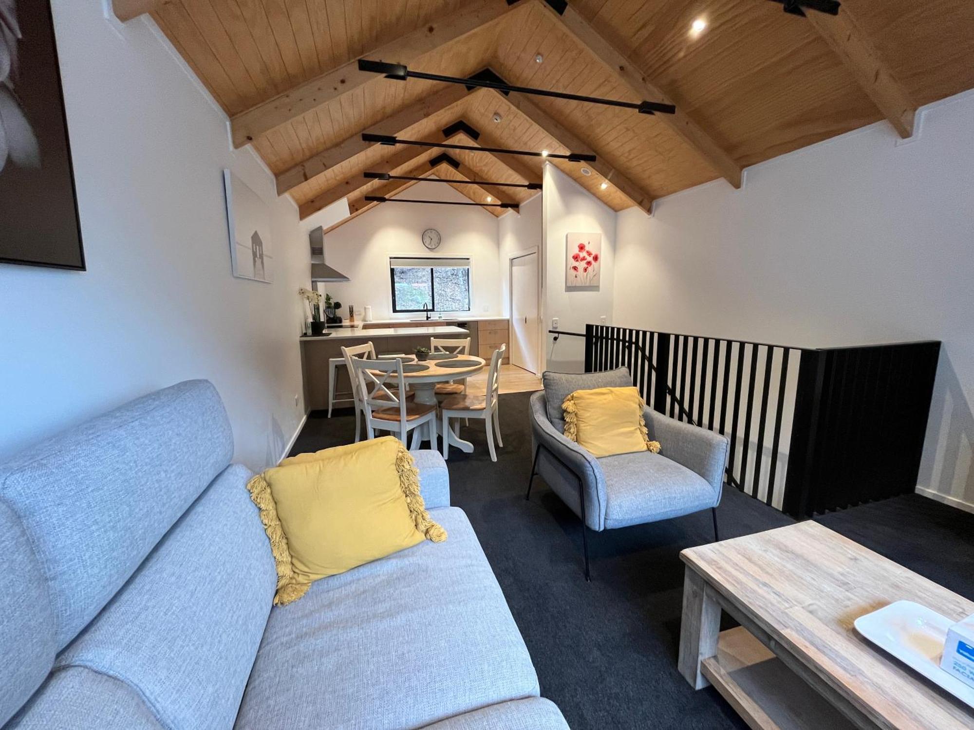 Queenstown Central - Walk To Town - Free Parking - Wifi And Smart Tv - Gym Екстериор снимка